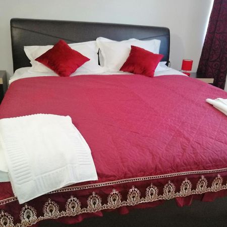 فندق Casa Gabi'S Orşova المظهر الخارجي الصورة