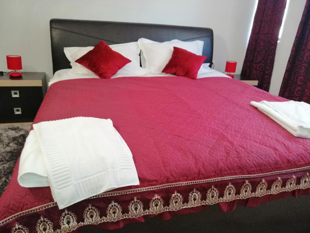 فندق Casa Gabi'S Orşova المظهر الخارجي الصورة