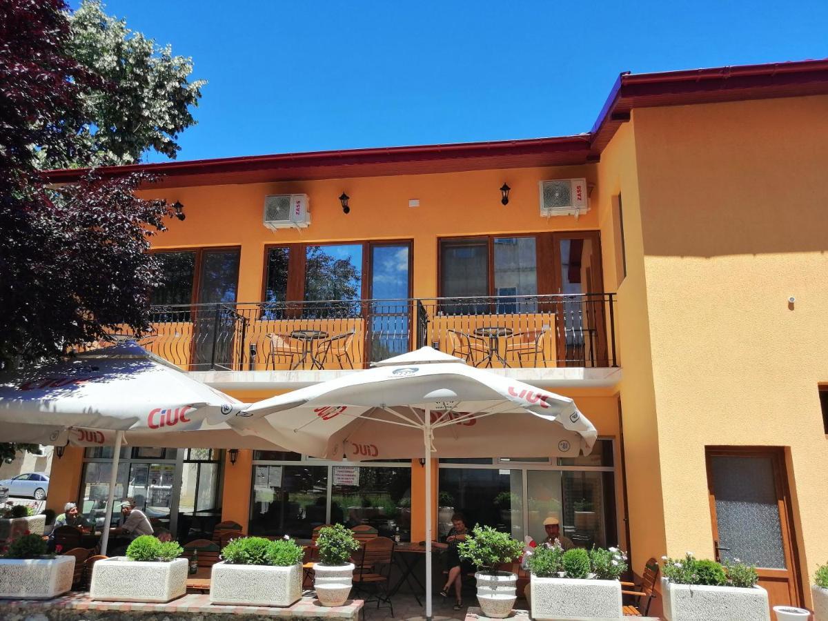 فندق Casa Gabi'S Orşova المظهر الخارجي الصورة